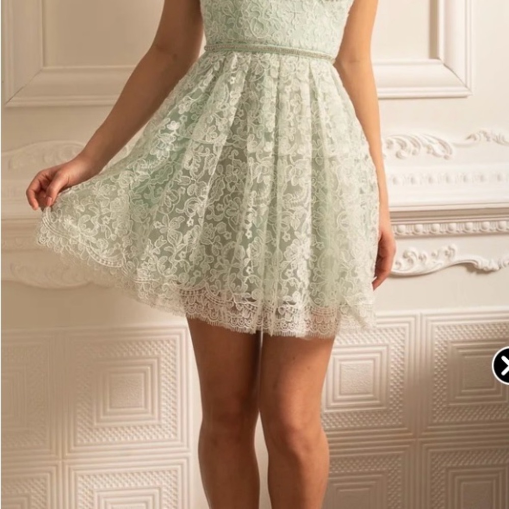 MINI DRESS WITH LACE FLORAL PATTERN AND SPARKLING DETAILS - MINT GREEN